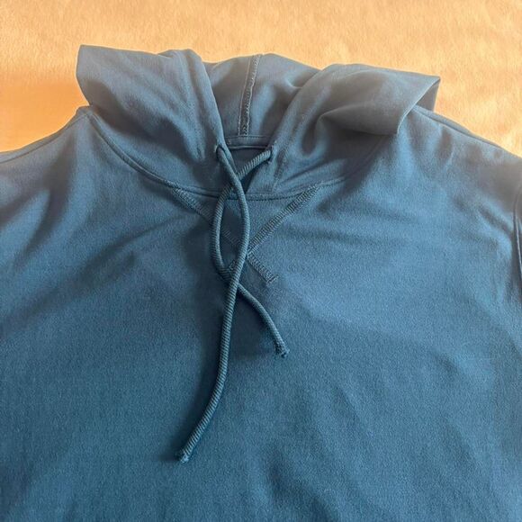 Nike Dri-FIT Women’s Blue Long Sleeve Hoodie | Athletic Activewear | Size M - Picture 3 of 5